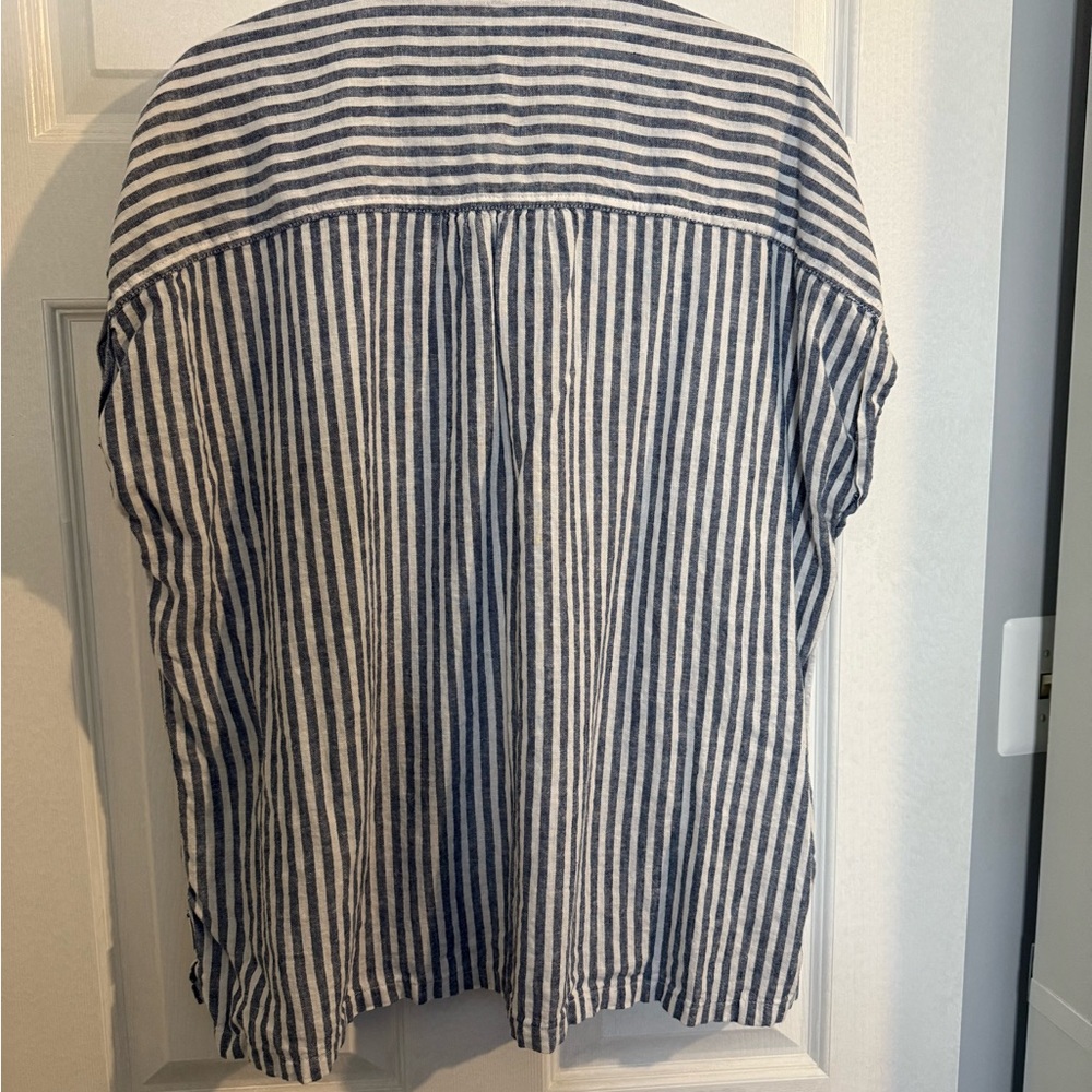 Orvis Blue Striped Women’s Shirt - Picture 2 of 4